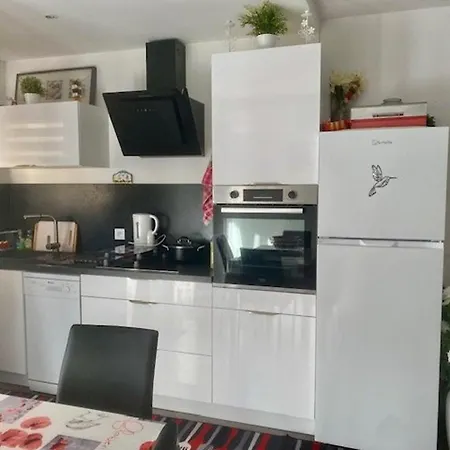 F2 Avec Balcon&parking, Clim Réversible, Wifi, 2 Pers - Fr-1-703-223 Amélie-les-Bains-Palalda